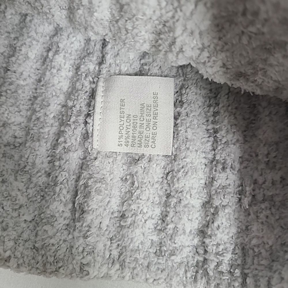 NWT Softies Heather Grey Chunky Rib Marshmellow Beanie - Picture 4 of 5